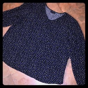 XXL Gap V neck shirt